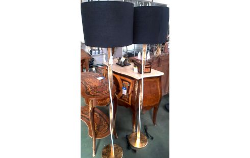 LAMP STAAND NANDOR GETORST GOUD WIT KAP