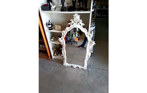 MIROIR STYLE BAROQUE BLANC