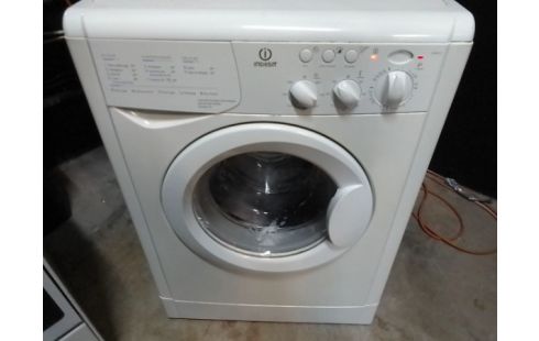 LAVE LINGE INDESIT 1100 TOURS/MIN 6KG
