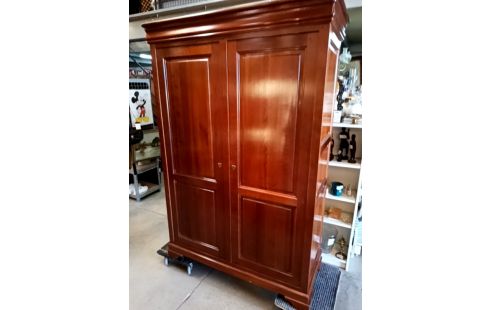 ARMOIRE + CLE