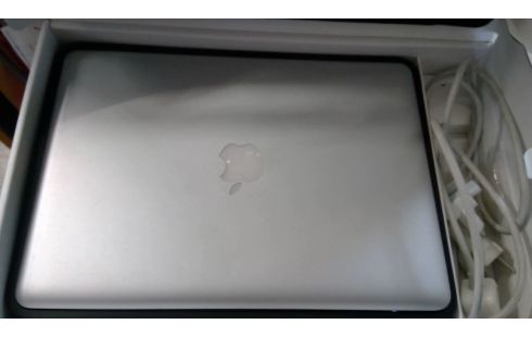 APPLE MAC BOOK PRO 500GIGA 4GIG RAM I5