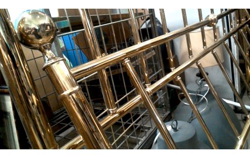 BED 160X200  MESSING