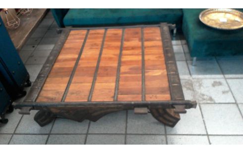 TABLE BASSE EXTREME ORIENT PLATEAU A DOS D'ELEPHANT