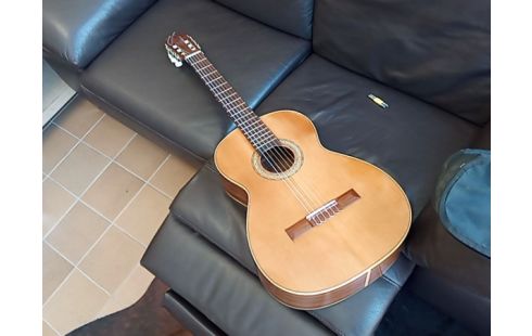 GUITARE CLASSIQUE MADE IN SPAIN
