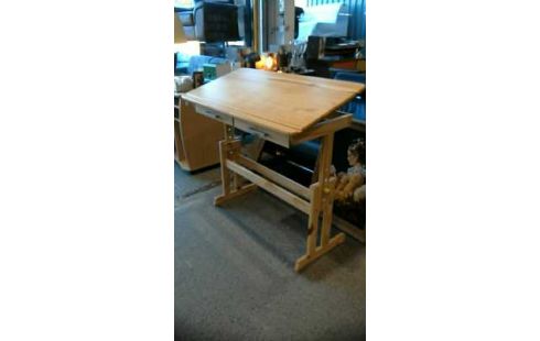 BUREAU D'ARCHITECTE BOIS INCLINABLE