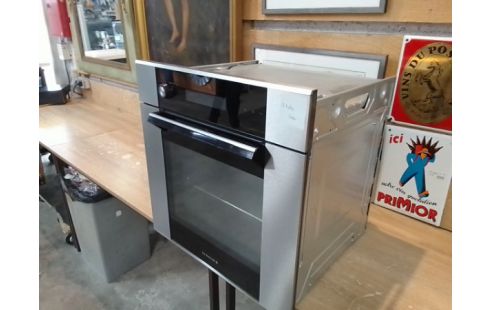 FOUR ENCASTRABLE DE DIETRICH LAMPE HS