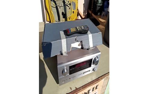 AMPLIFICATEUR HOME CINEMA DENON  + ACC CARTON RSV2