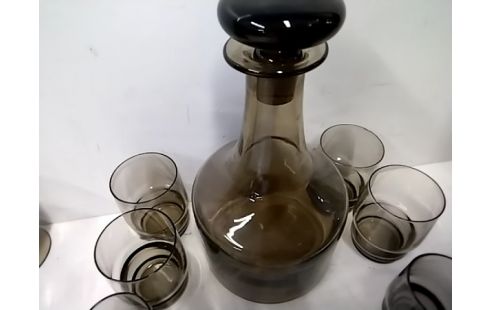 SERVICE CARAFE VERRES FUMÉS