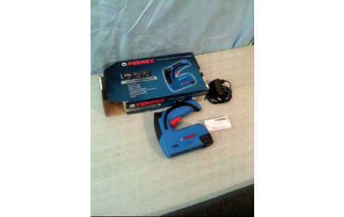 AKKU TACKER <FERREX> INKL. KLAMMERN