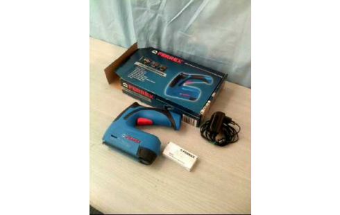 AKKU TACKER <FERREX> INKL. KLAMMERN