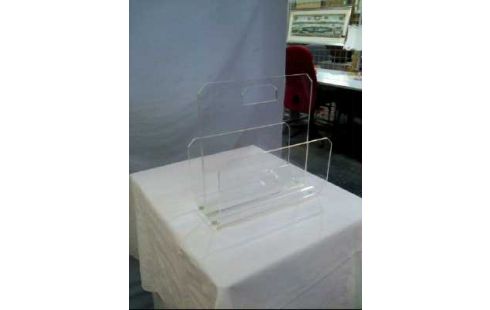 ZEITUNGSSTÄNDER PLEXIGLAS DURCHSICHTIG