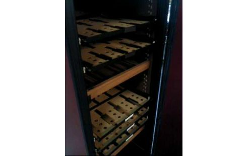 WEINKÜHLSCHRANK <EUROCAVE> 11597