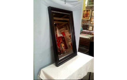 WANDSPIEGEL IM RAHMEN HOLZ DUNKEL