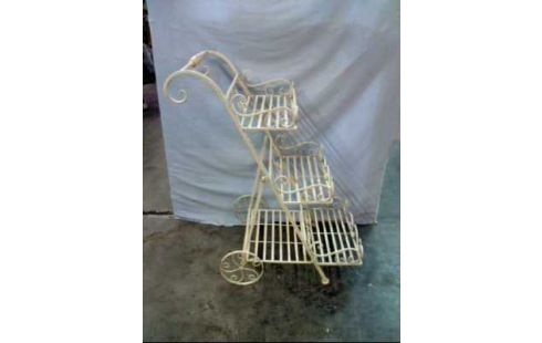 BLUMENSTÄNDER METALL WEIß 3-EBENEN A.R.