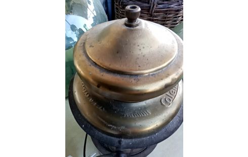 LAMPE TEMPETE COLEMAN