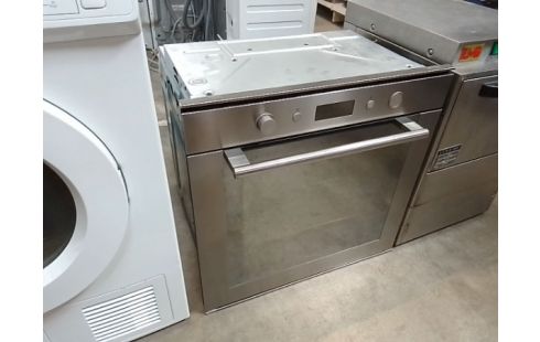 FOUR ENCASTRABLE WHIRLPOOL