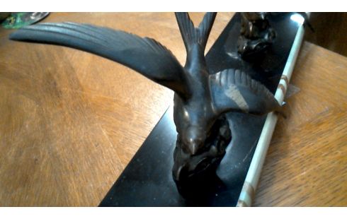 GARNITURE DE CHEMINEE ART DECO. MARBRE ONYX CUIVRE