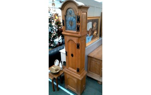 STANDUHR RUSTIKAL MASSIV EICHE