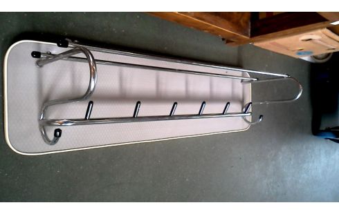 KLEIDERSTÄNDER WAND- IM VINTAGE-STIL CHROM