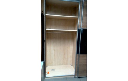 KLEIDERSCHRANK 1 2 TÜREN VERSCHIEBBAR MET EIS BELEUCHTET