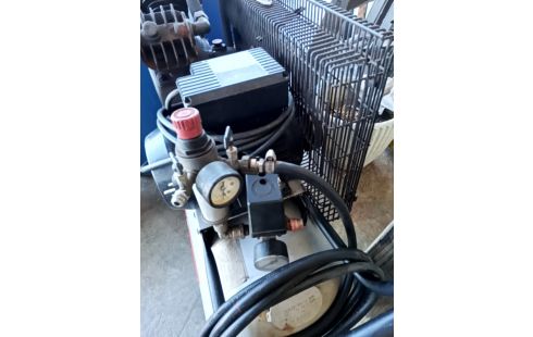 COMPRESSEUR MECAFER RÉGULATEUR HS