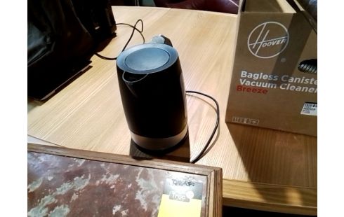 BOUILLOIRE ELECTRIQUE