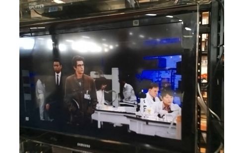 TELEVISEUR SAMSUNG 94CM FULL HD TNT HD