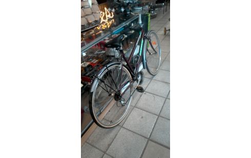 VTC MBK GREENFIELD FEMME