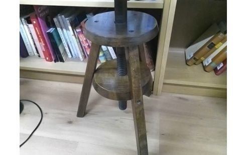 TABOURET A VIS