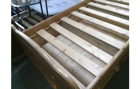 LIT INTERIORS EN PIN 3T 90X190