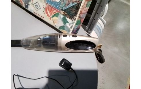 ASPIRATEUR DE VOITURE SILVERCREST WET DRY