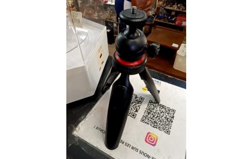 TREPIED PM APPAREIL PHOTO