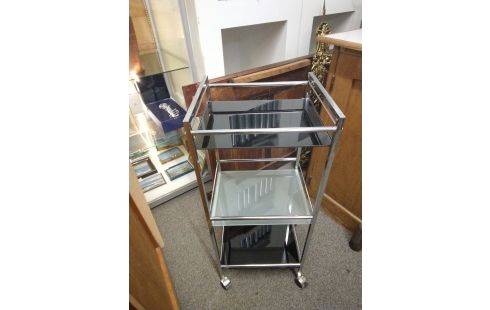 DESSERTE A ROULETTES METAL ET  VERRE