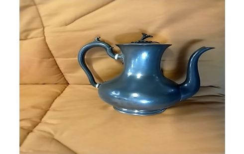 CAFETIERE Ancienne metal