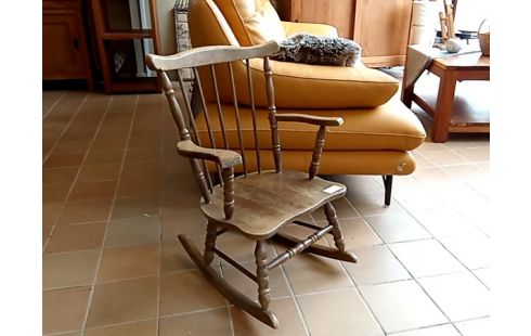 ROCKING CHAIR ENFANT