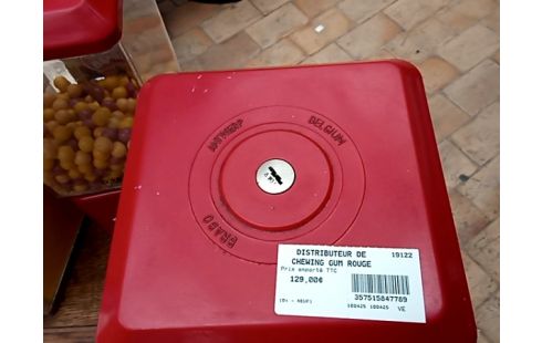DISTRIBUTEUR DE CHEWING GUM ROUGE 1980
