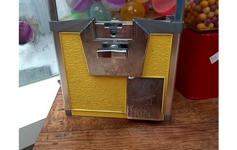 DISTRIBUTEUR USA 1990 JAUNE