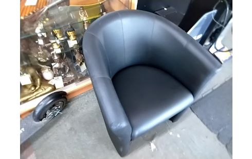 FAUTEUIL SIMILI CUIR NOIR