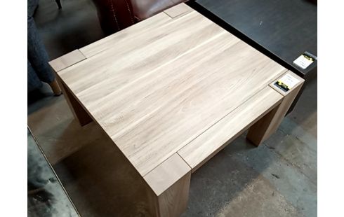 TABLE BASSE CARREE MODERNE