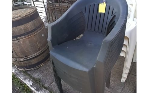 FAUTEUIL DE JARDIN PLASTIQUE