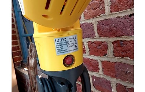 LAMPE de chantier led lutec
