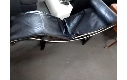 FAUTEUIL Style le Corbusier dessous decoussu