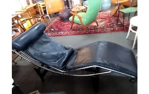 FAUTEUIL Style le Corbusier dessous decoussu