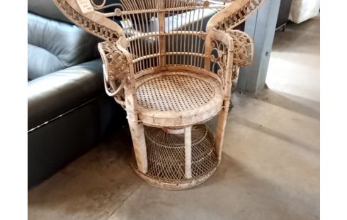 FAUTEUIL ROTIN STYLE EMMANUELLE