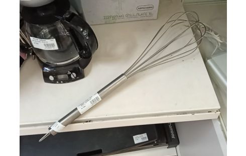 USTENSILE FOUET POUR GEANT