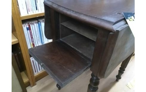 TABLE D'APPOINT A VOLETS AVEC 3T