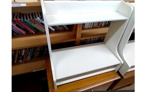 ETAGERE BLANCHE À SUSPENDRE