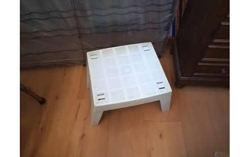 TABOURET BLANC