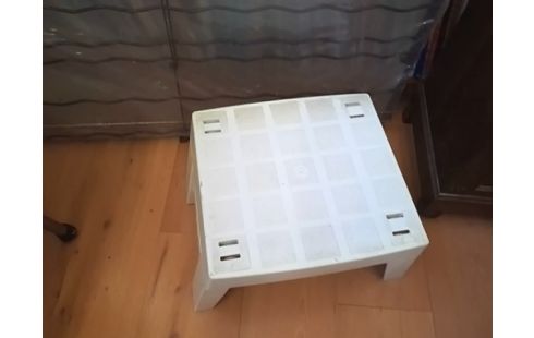 TABOURET BLANC