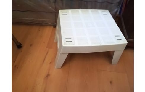 TABOURET BLANC